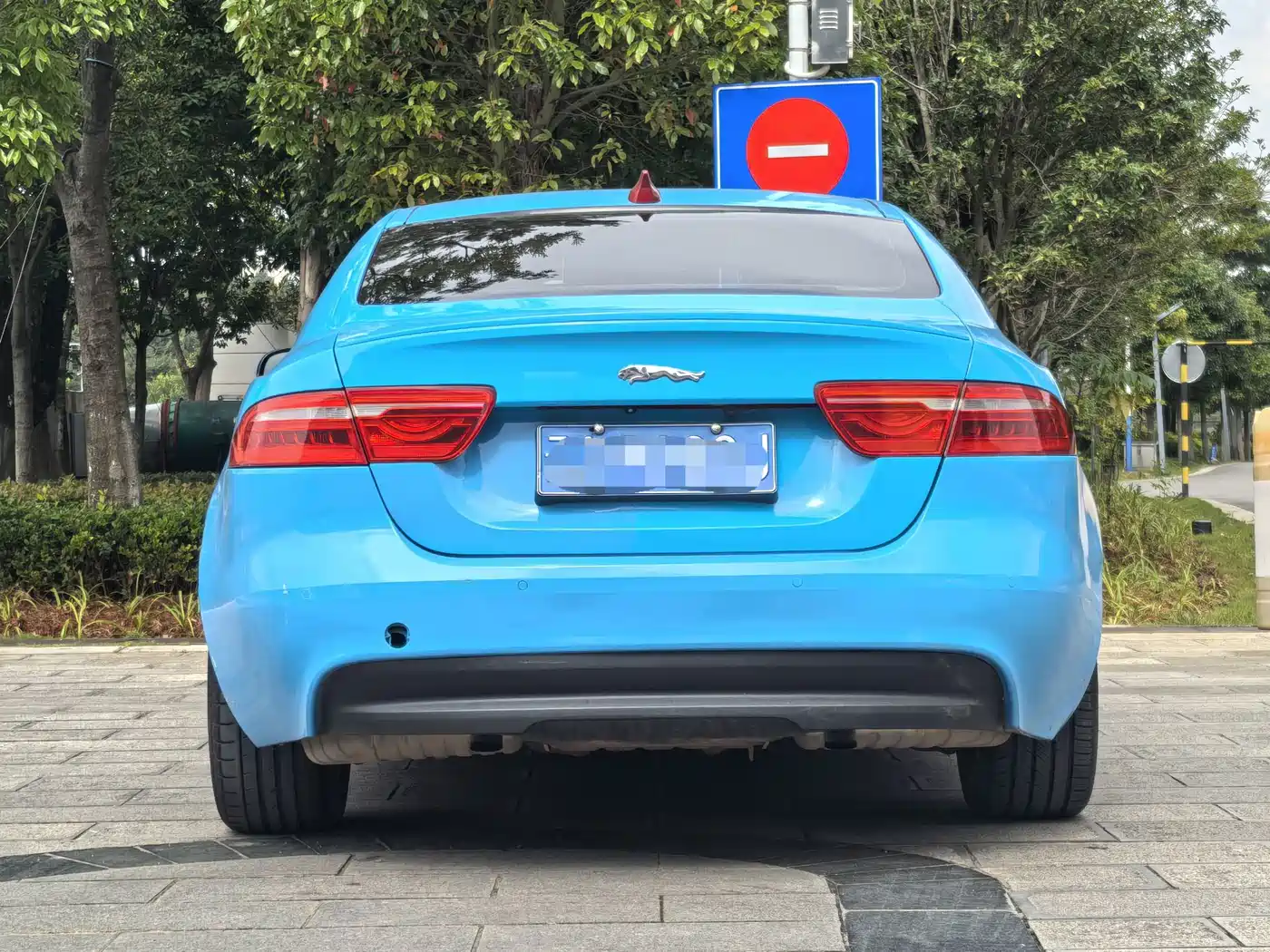 Jaguar XE 2016 2015 2.0T 200PS R-Sport