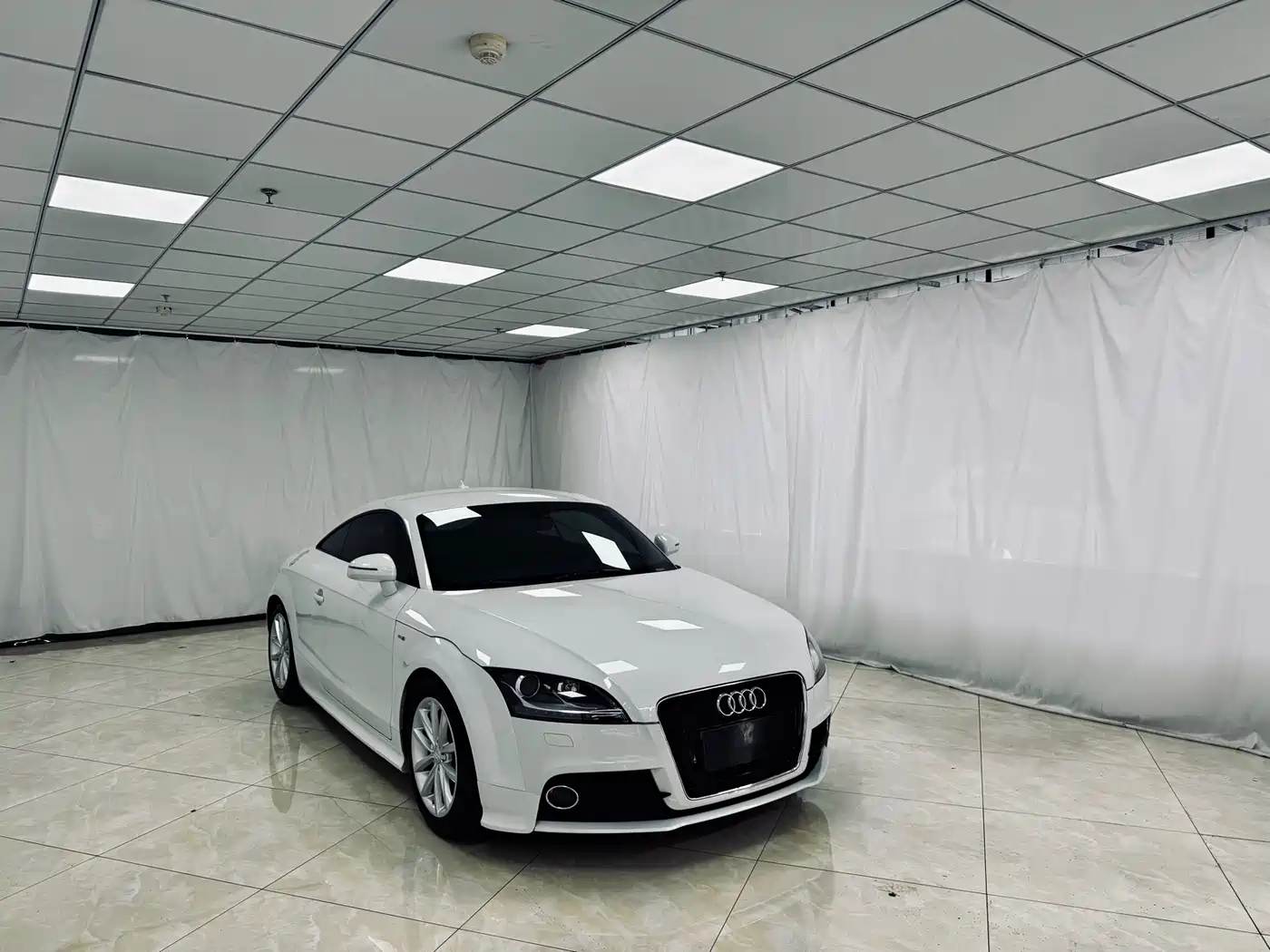 Audi TT 2014 TT Coupe 45 TFSI Premium Edition фото 8