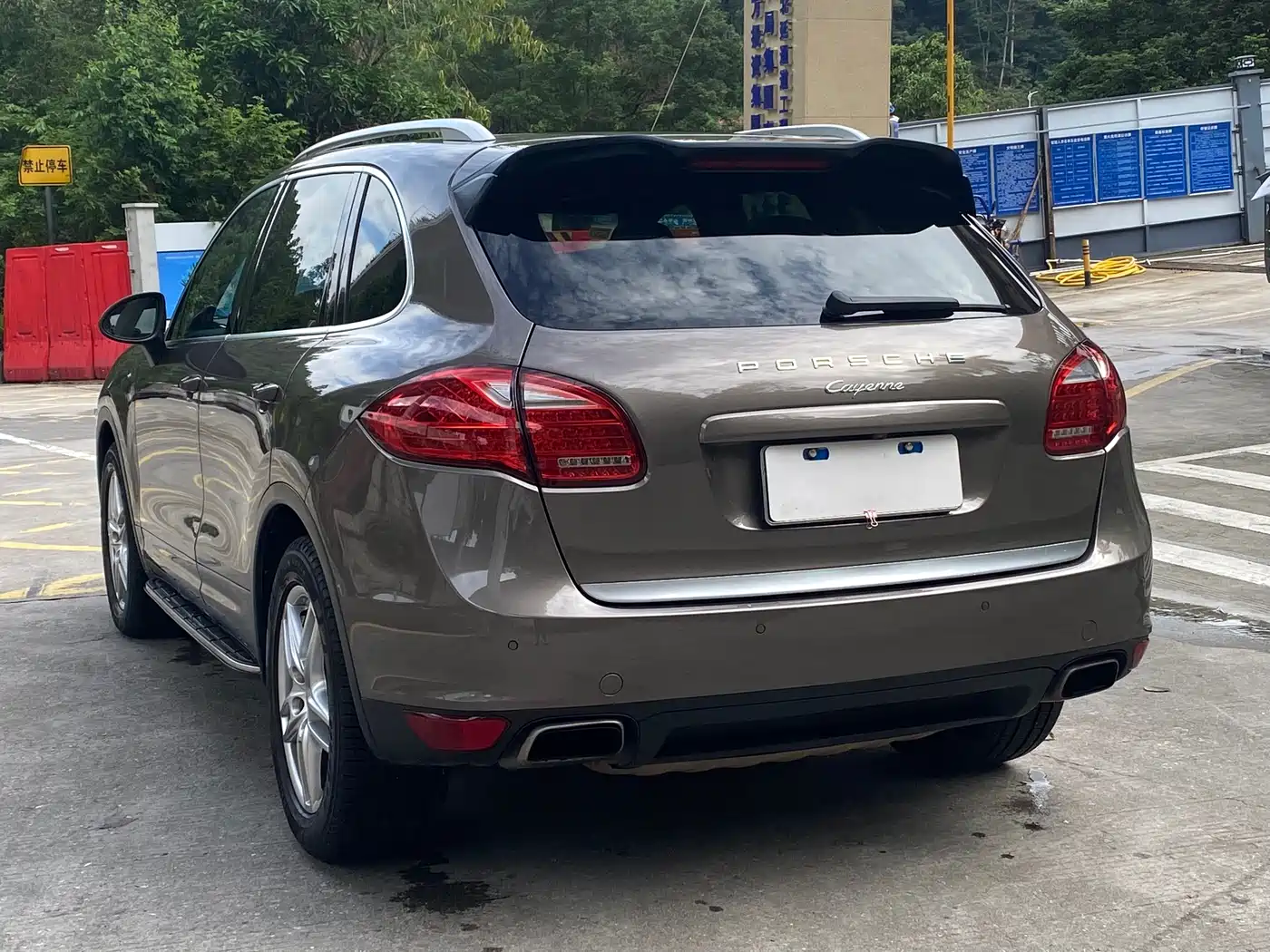 Porsche Cayenne 2011 Cayenne 3.0T фото 4