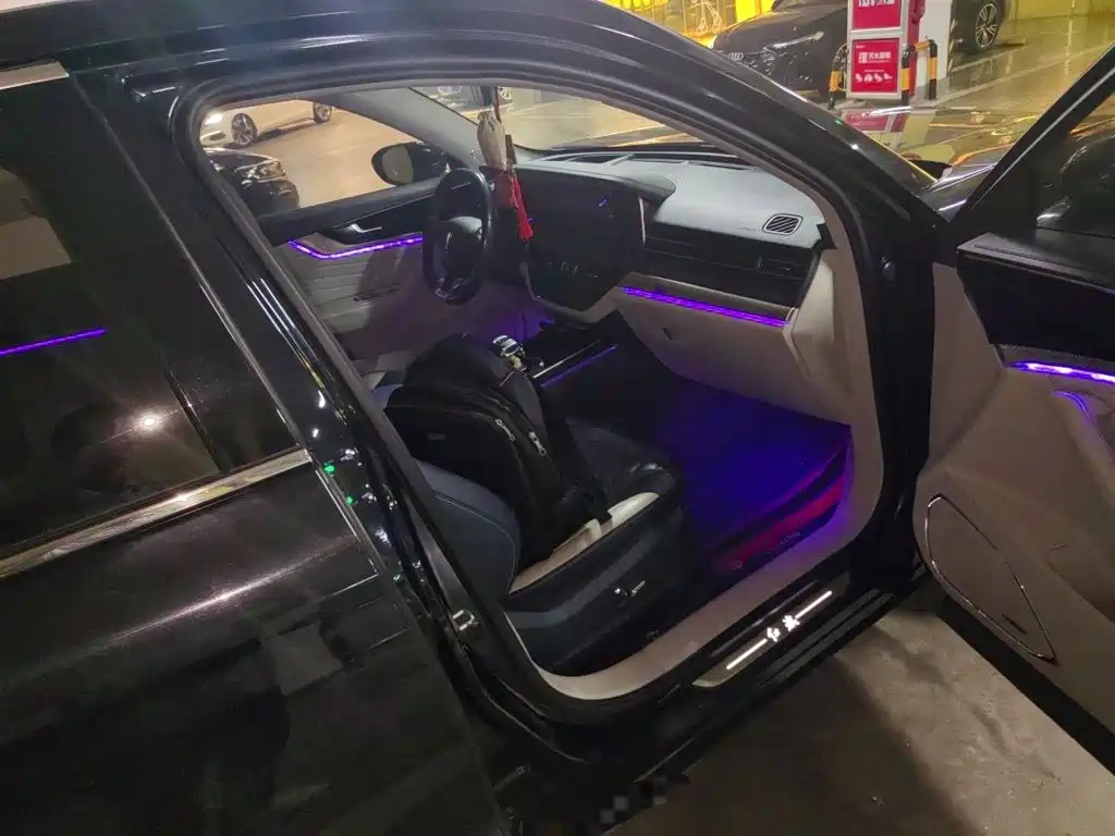 Hongqi HS5 2019 2019 2.0T Smart Connect Enjoy Edition