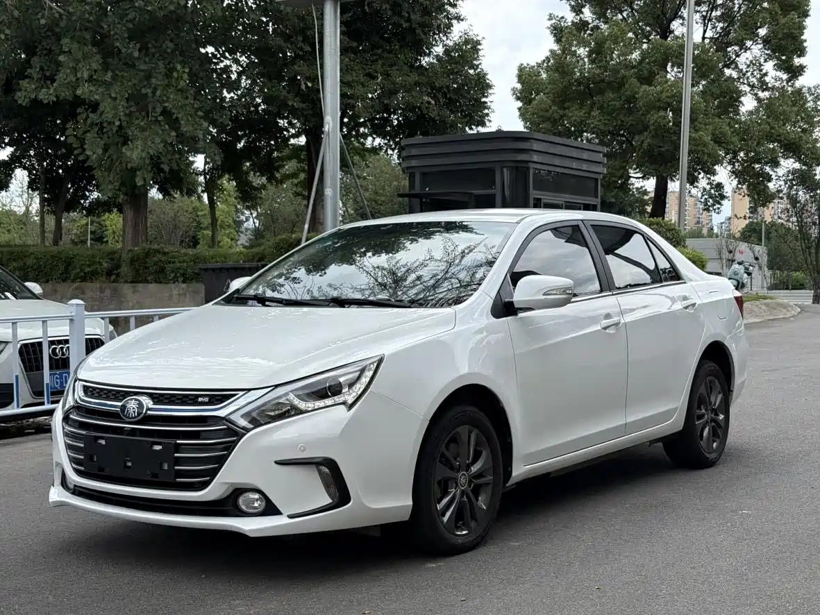 BYD Qin New Energy 2018 2017 1.5T Qin 100