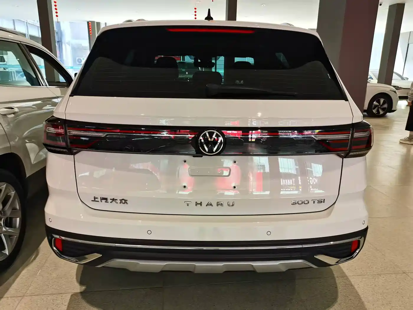 Volkswagen Tharu 2023 300TSI 2WD Full Moon Edition фото 3