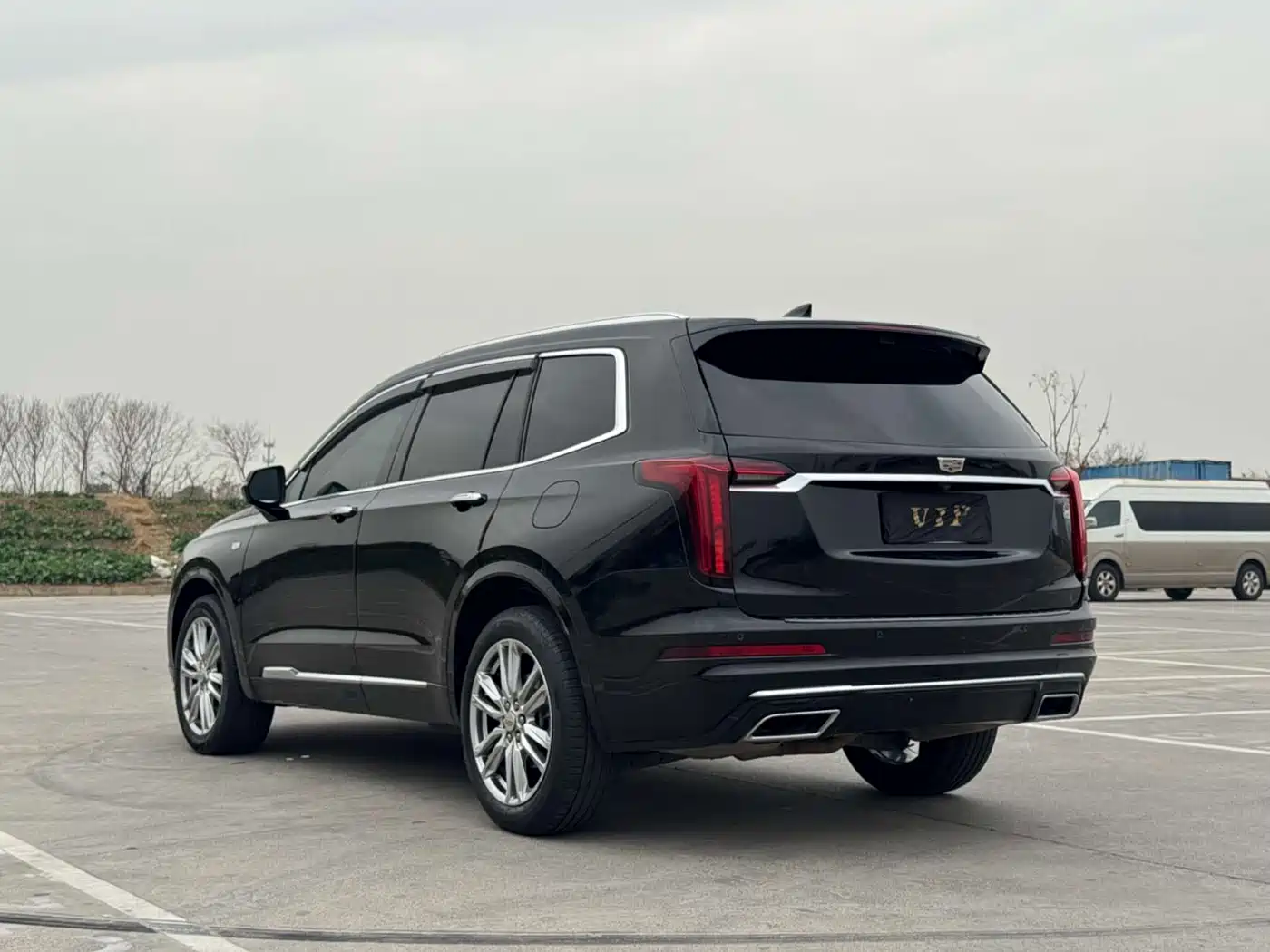CADILLAC XT6