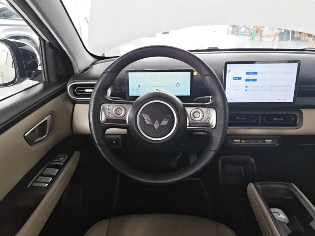 Wuling Motors Wuling Binguo PLUS 2025 2024 Model 330km 5-Seater