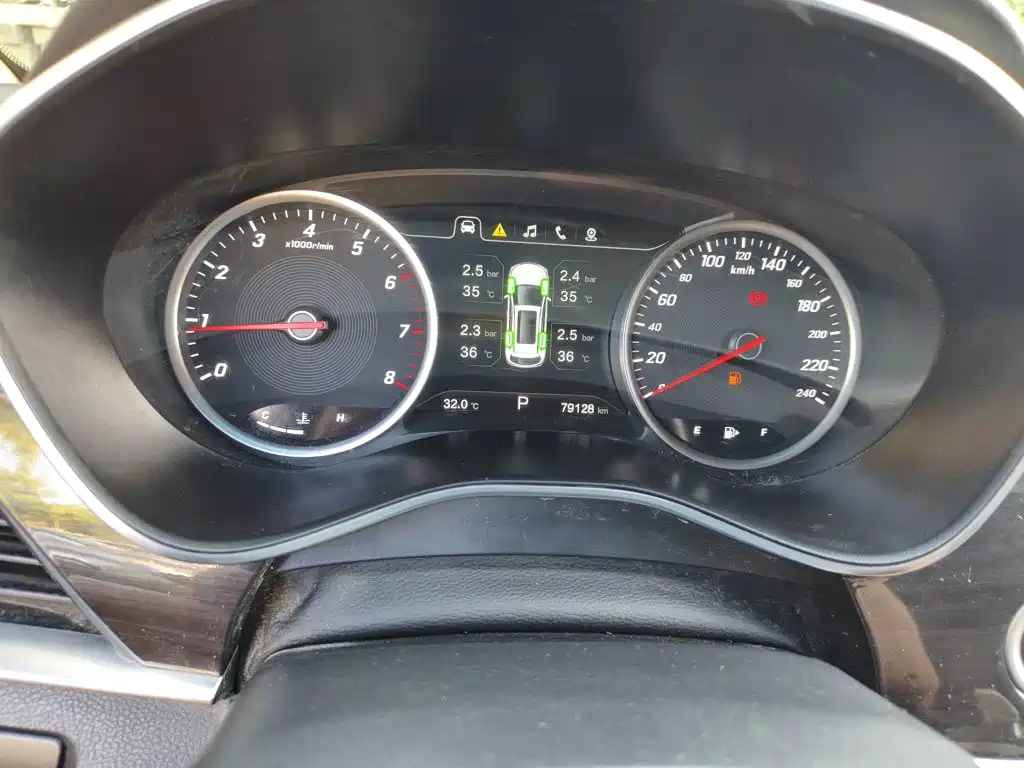 Baojun 560 2018 2017 1.5T DCT Flagship Model