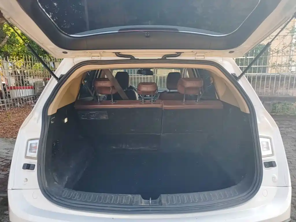 Baojun 560 2018 2017 1.5T DCT Flagship Model