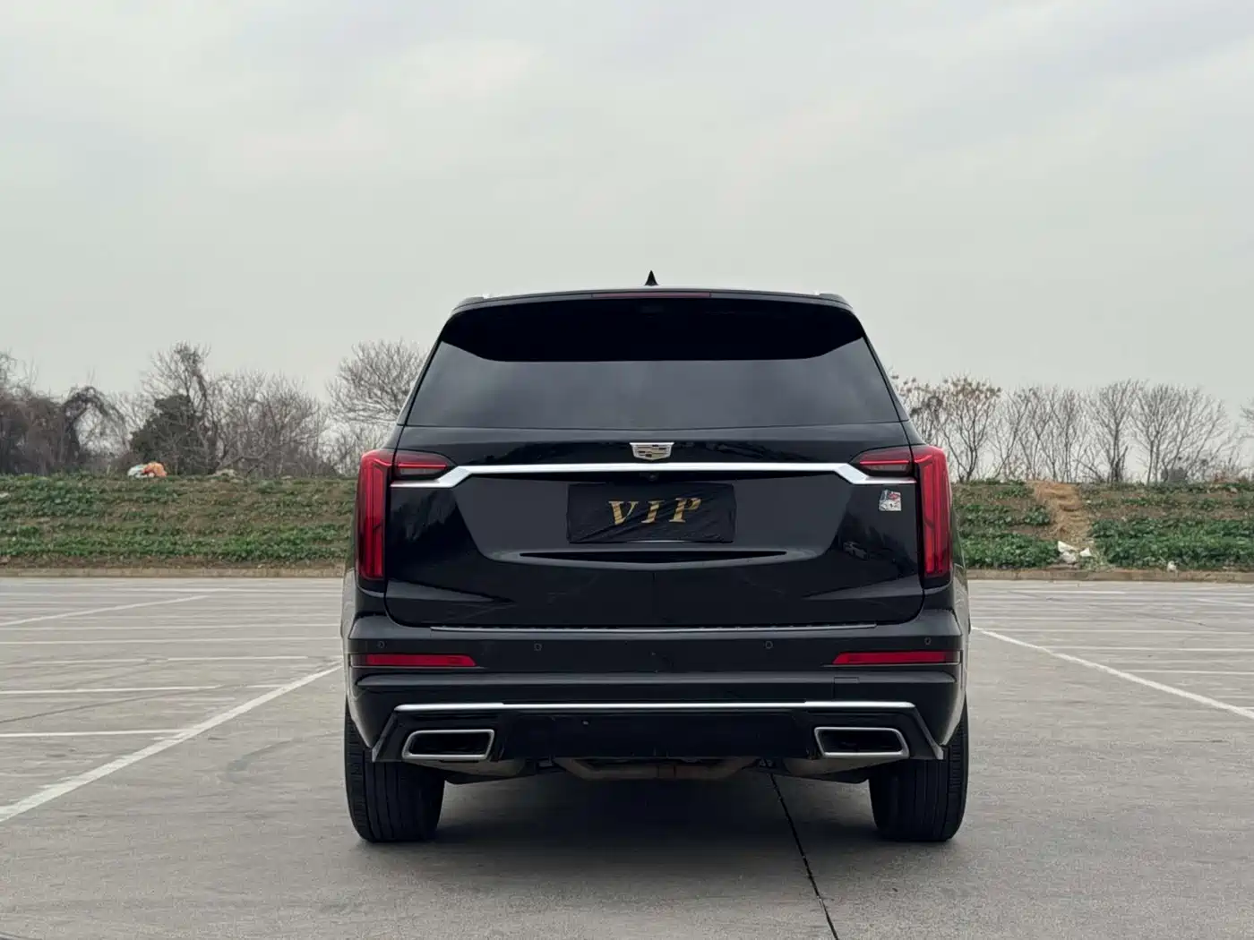 CADILLAC XT6