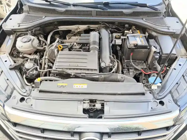 Volkswagen Sagitar 2021 280TSI DSG 30th Anniversary Edition — фото 3