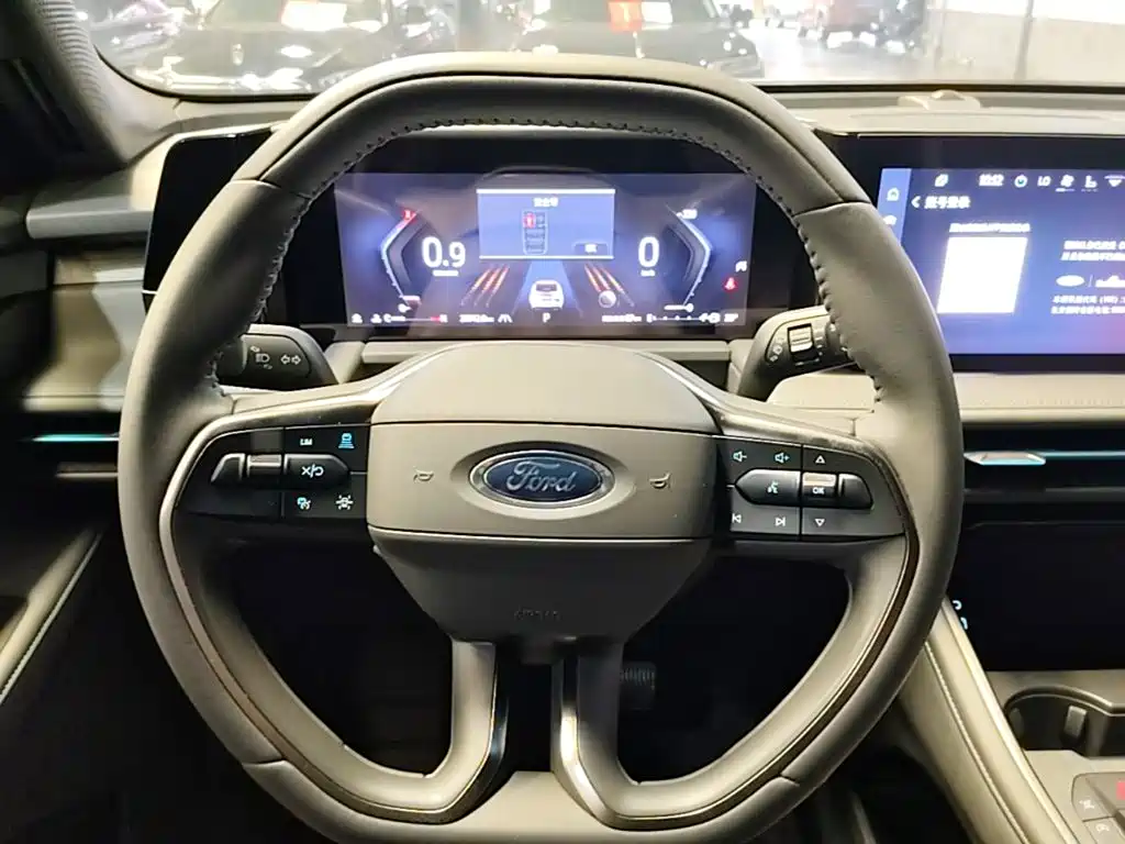 Ford Edge 2024 2023 Edge L 2.0T EcoBoost FWD 7-Seater Luxury