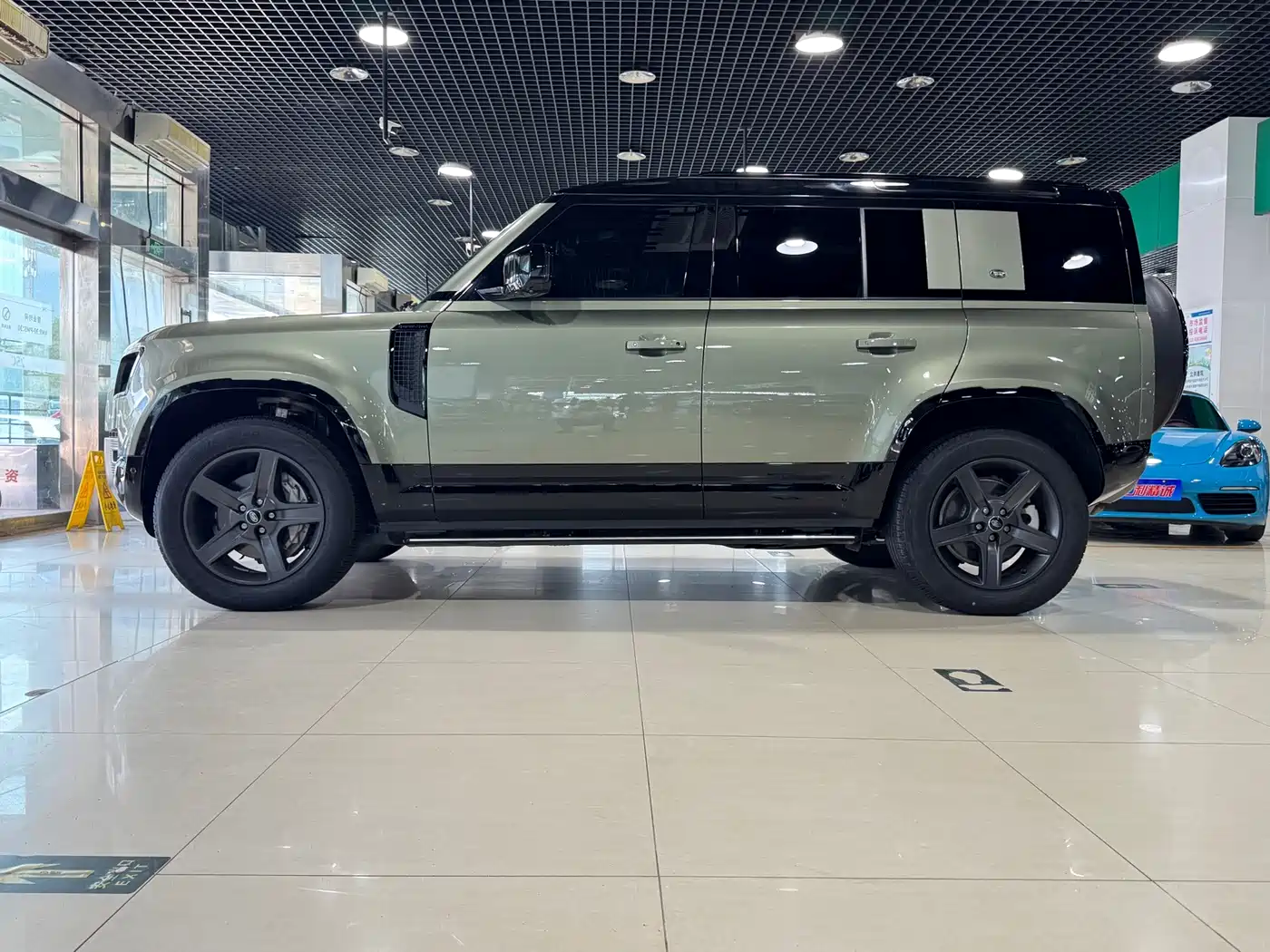 Land Rover Defender 2024 2024 110 3.0T P400 X-DYNAMIC HSE