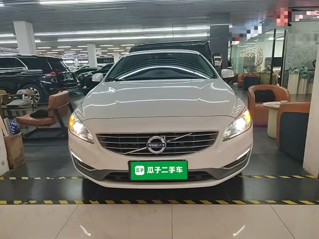 Volvo S60 2017 2017 S60L T4 Momentum