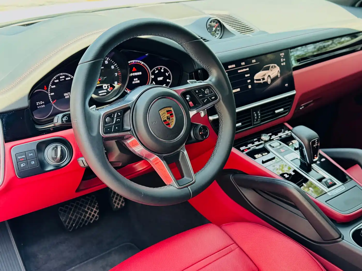 PORSCHE CAYENNE