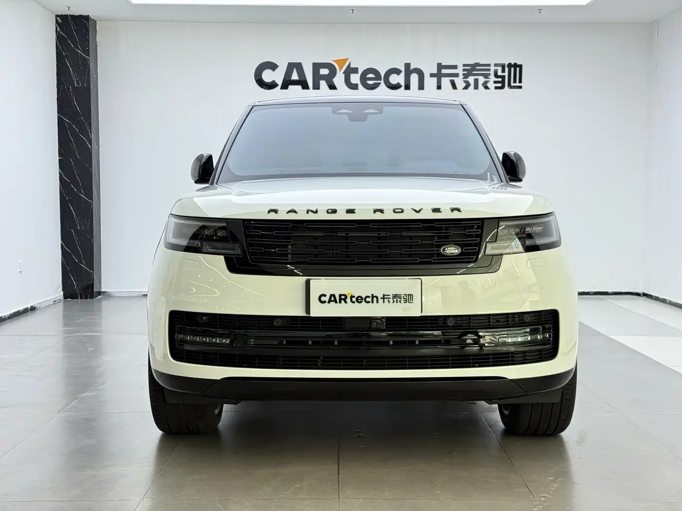 Land Rover Range Rover 2026 2025 3.0 L6 400PS Flourishing Era Extended Wheelbase