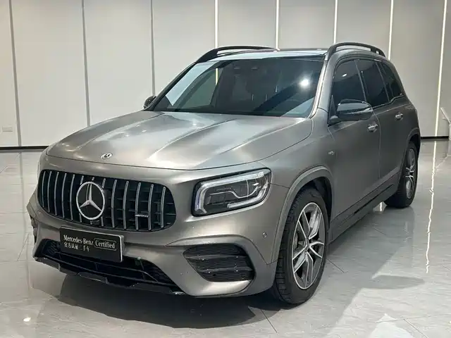 MERCEDES-BENZ GLB AMG