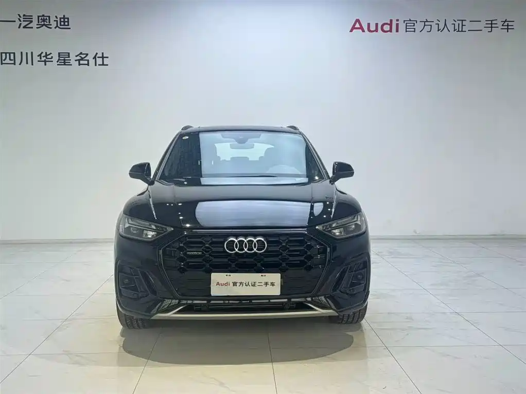 Audi Q5L 2024 Model 40 TFSI Luxury Dynamic фото 2