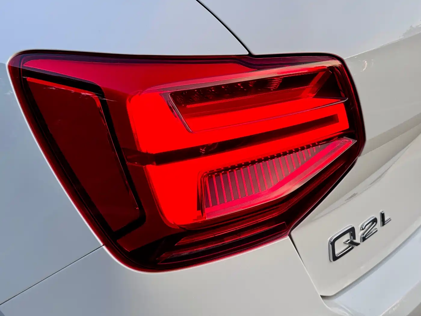 Audi Q2L 2018 35 TFSI Launch Exclusive Edition China VI фото 19