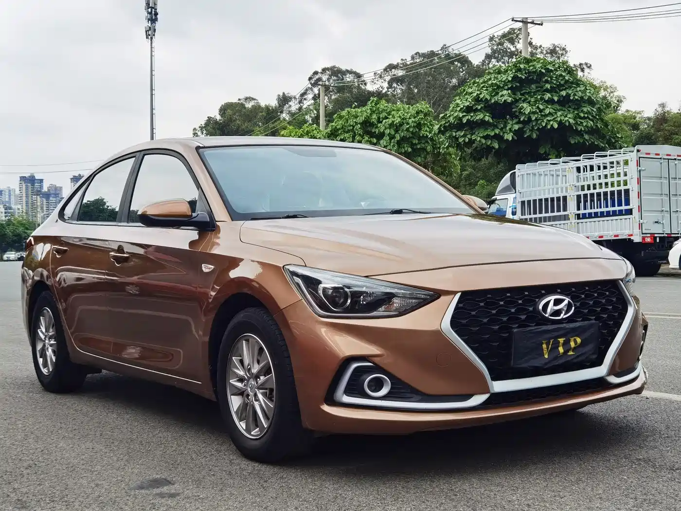 Hyundai Elantra 2018 1.6L Automatic Value Edition GLS China VI фото 3