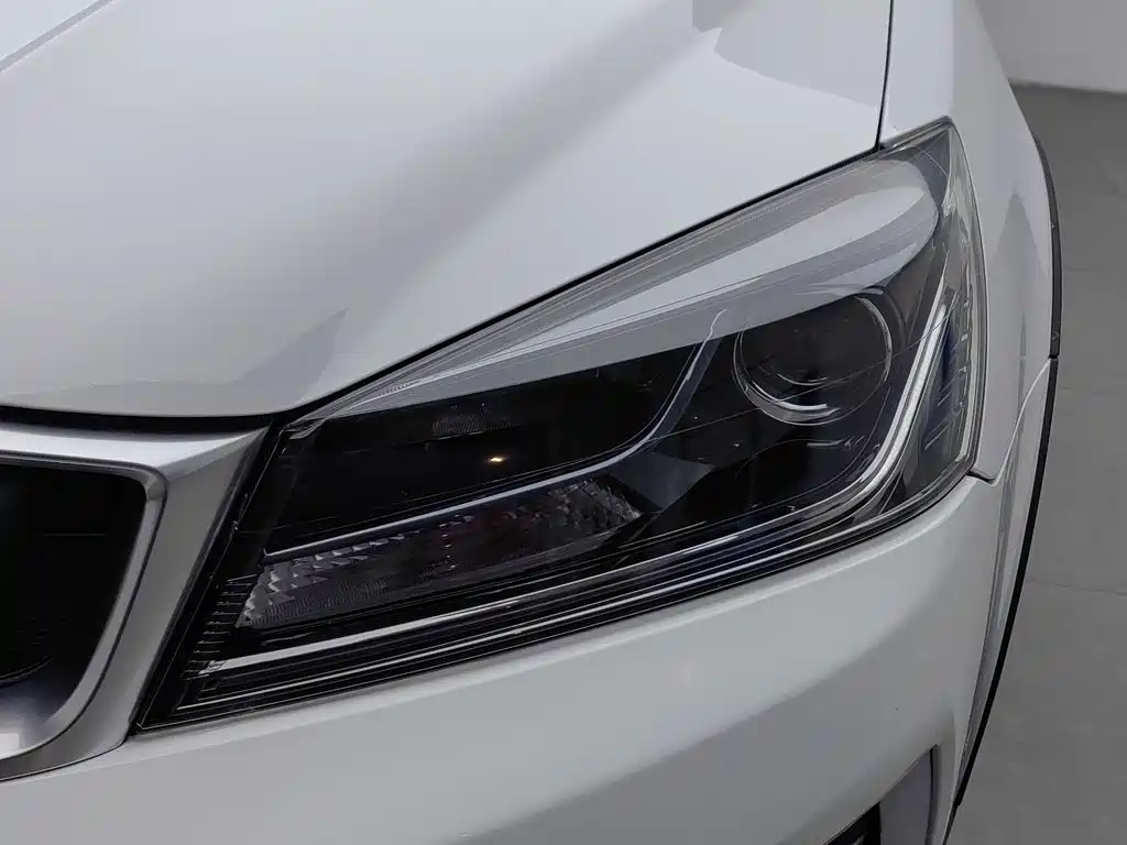 Geely Vision S1 2018 2018 1.4T CVT Sharp Enjoy