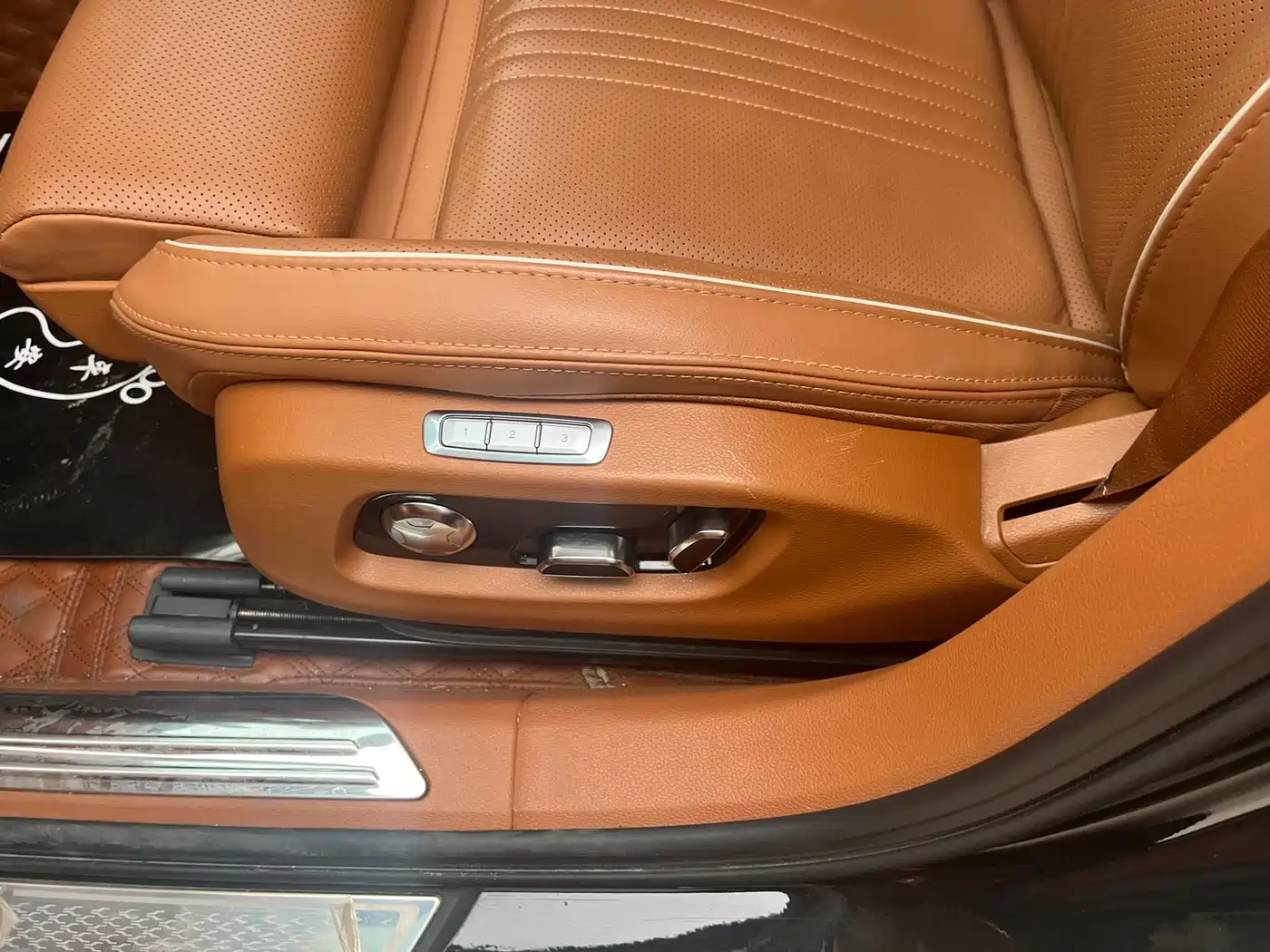Hongqi H9 2021 2020 2.0T Smart Connection Qi Xiang Edition