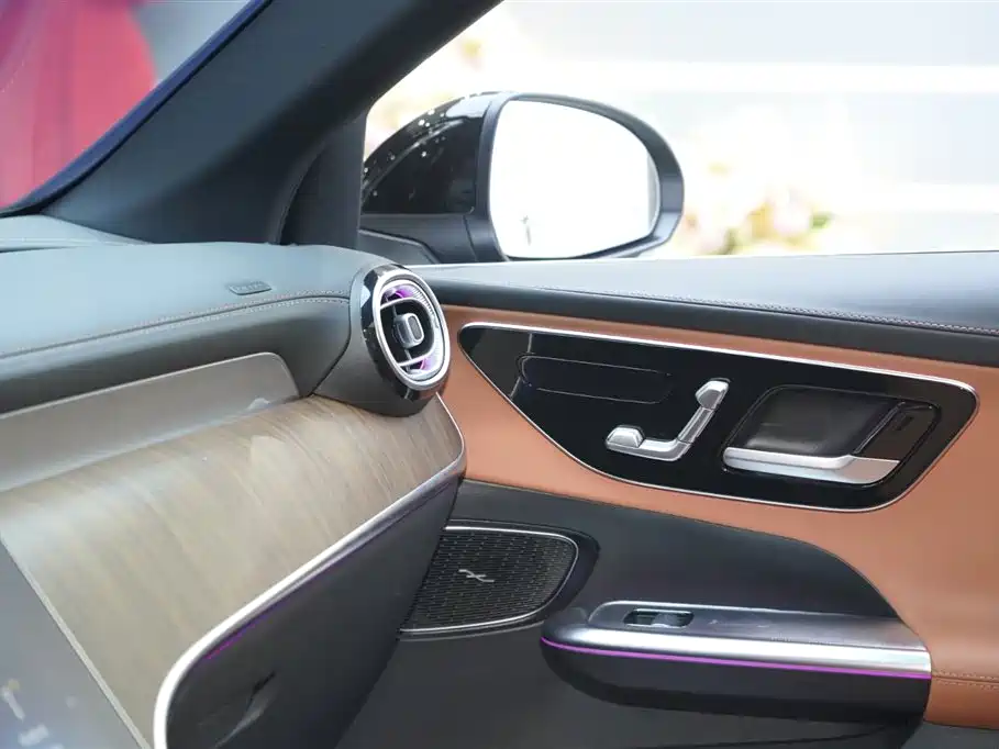 Mercedes-Benz GLC 2024 GLC 300 L 4MATIC Dynamic 7-seater фото 18