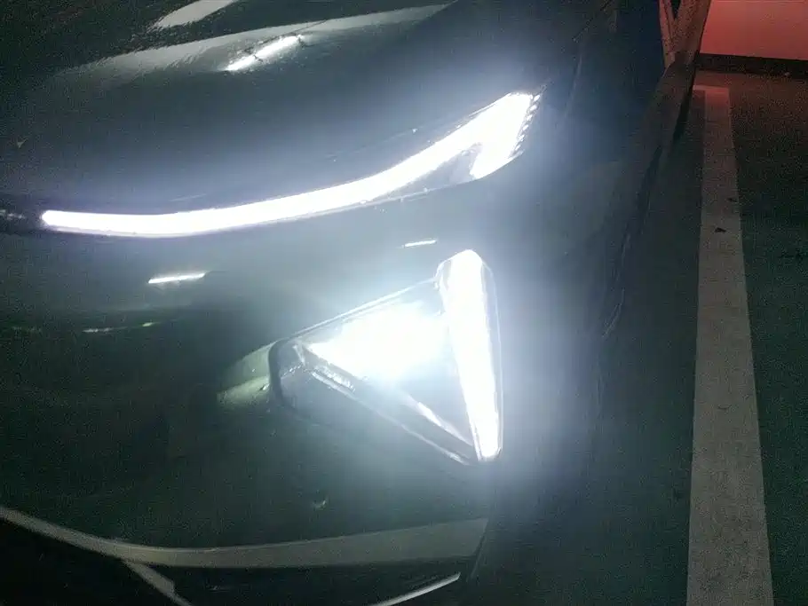 GEELY GALAXY GALAXY L7