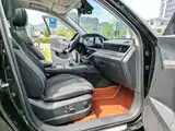 صورة 5 - Hongqi HS5