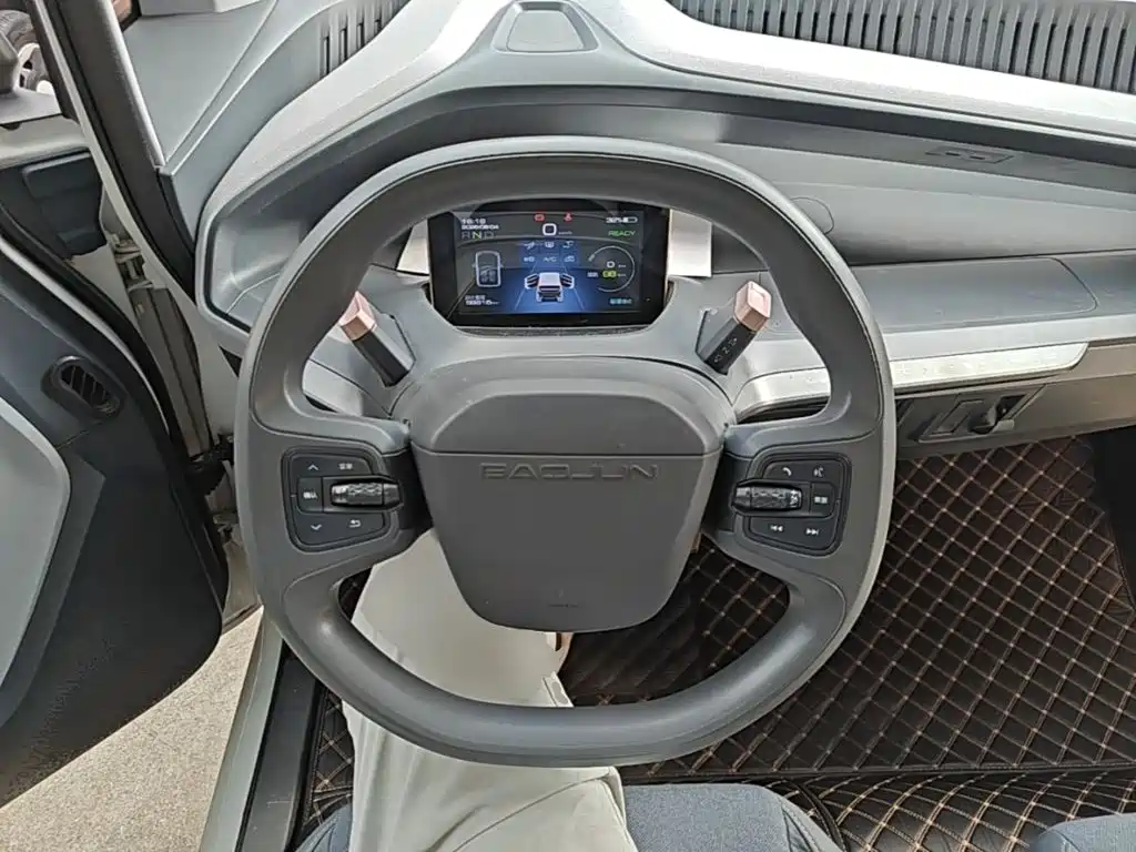 Baojun E200 2020 2020 305KM Smart Edition