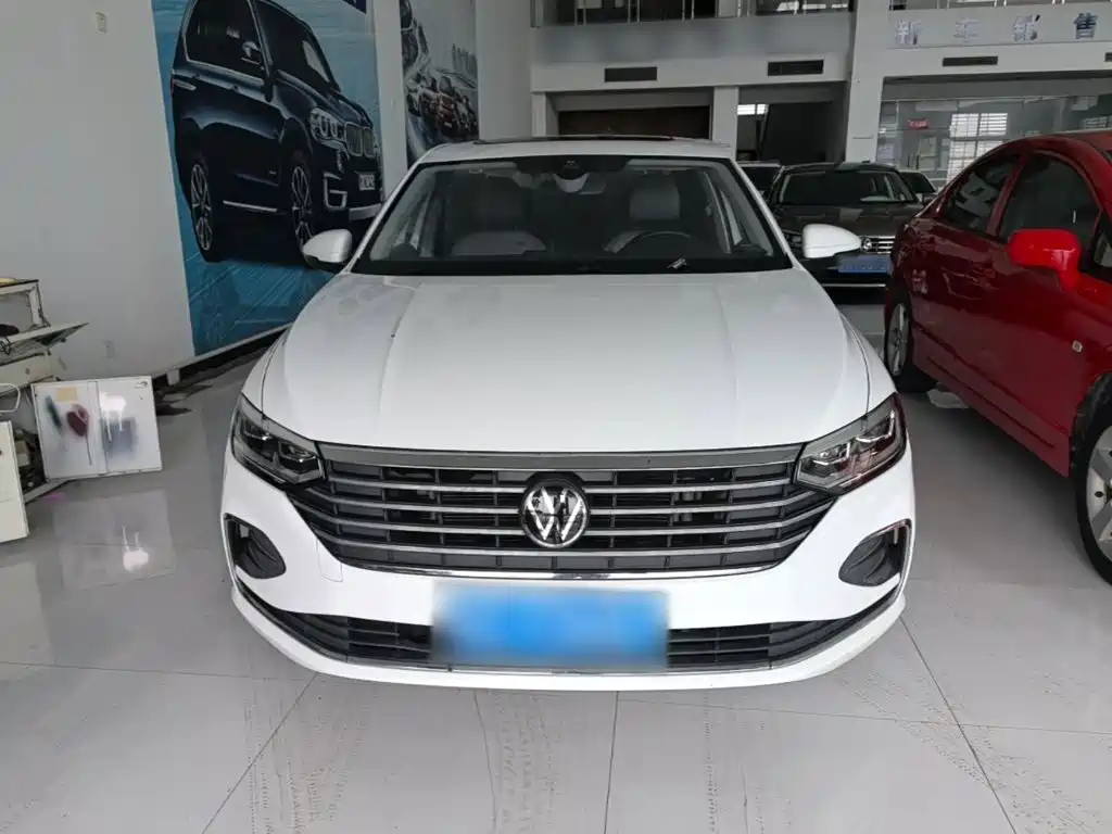 Фото 3 - Volkswagen Lavida