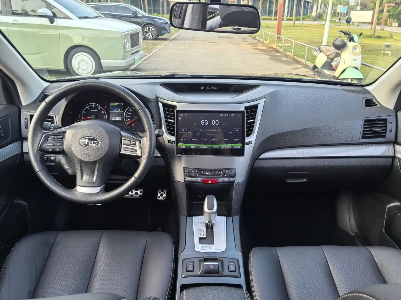 Subaru Outback 2014 2.5i Elegance Sport Edition фото 9