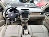 Фото 10 - Buick Excelle