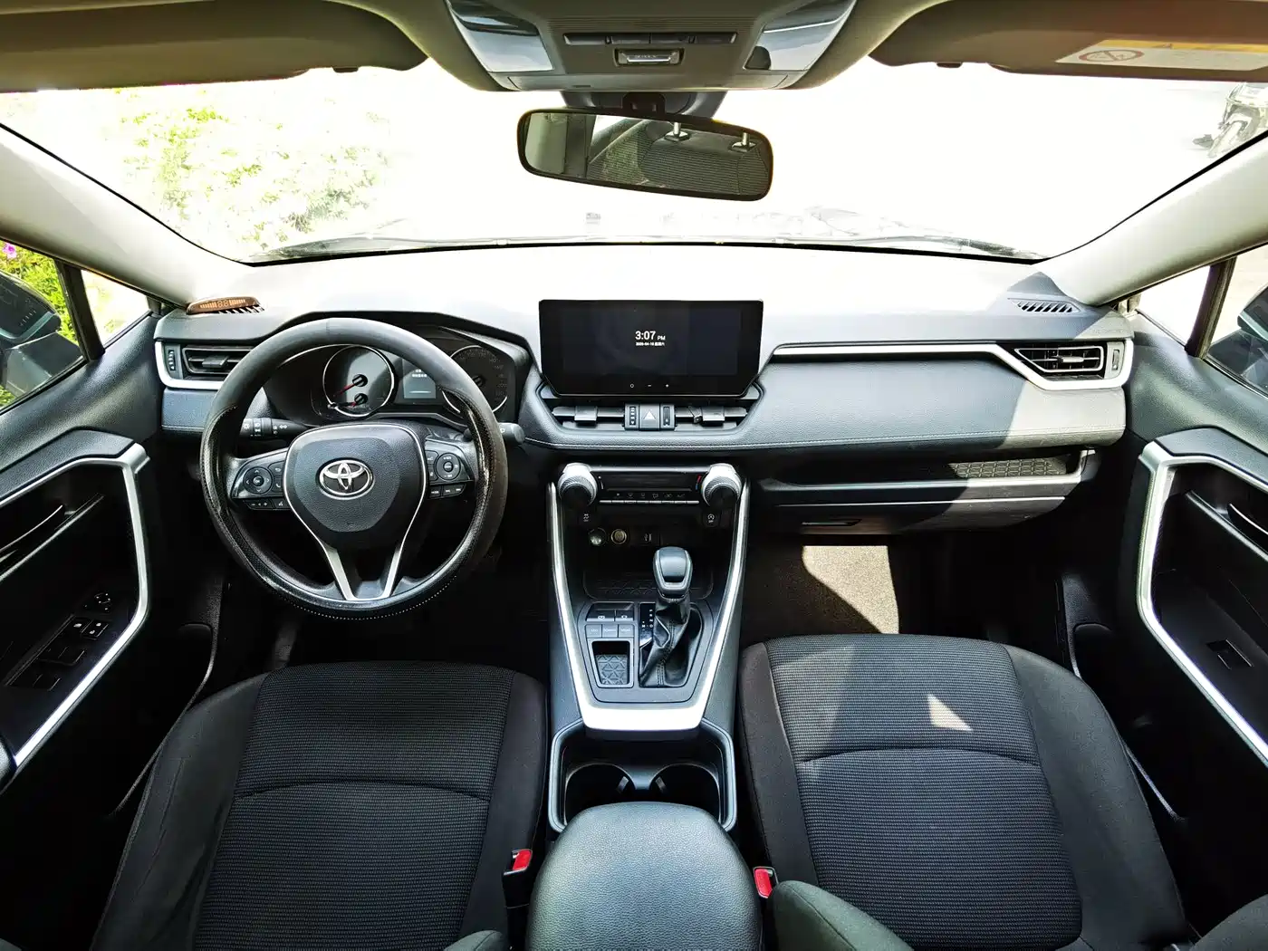 Toyota RAV4 Rongfang 2023 2.0L CVT 2WD Urban Edition фото 10