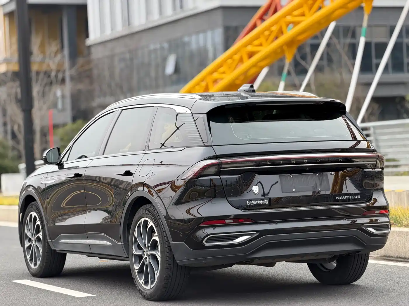 Lincoln Nautilus 2023 2.0T 4WD Excellence Edition фото 8