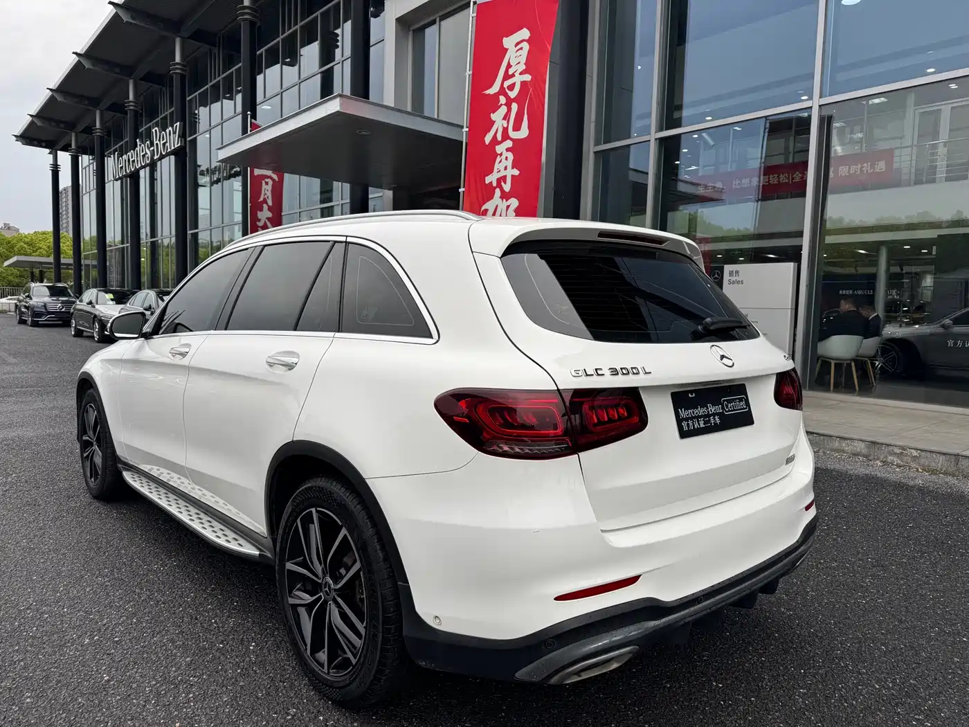 Mercedes-Benz GLC 2020 GLC 300 L 4MATIC Dynamic фото 4