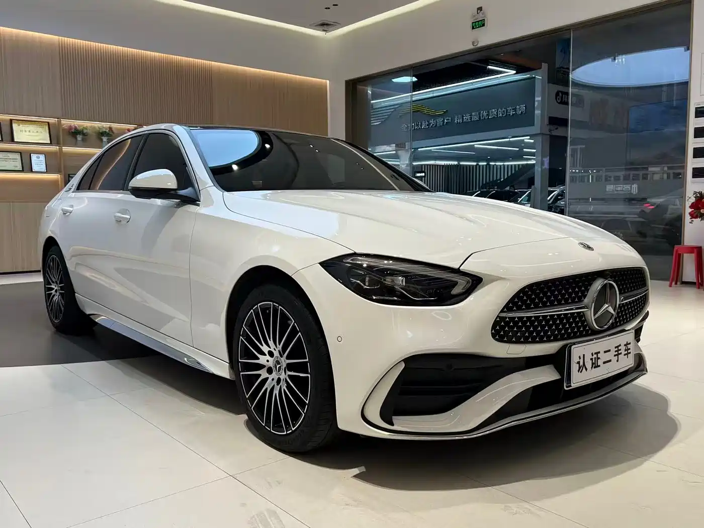 Mercedes-Benz C-Class 2023 Facelift II C 260 L Sport Edition фото 16