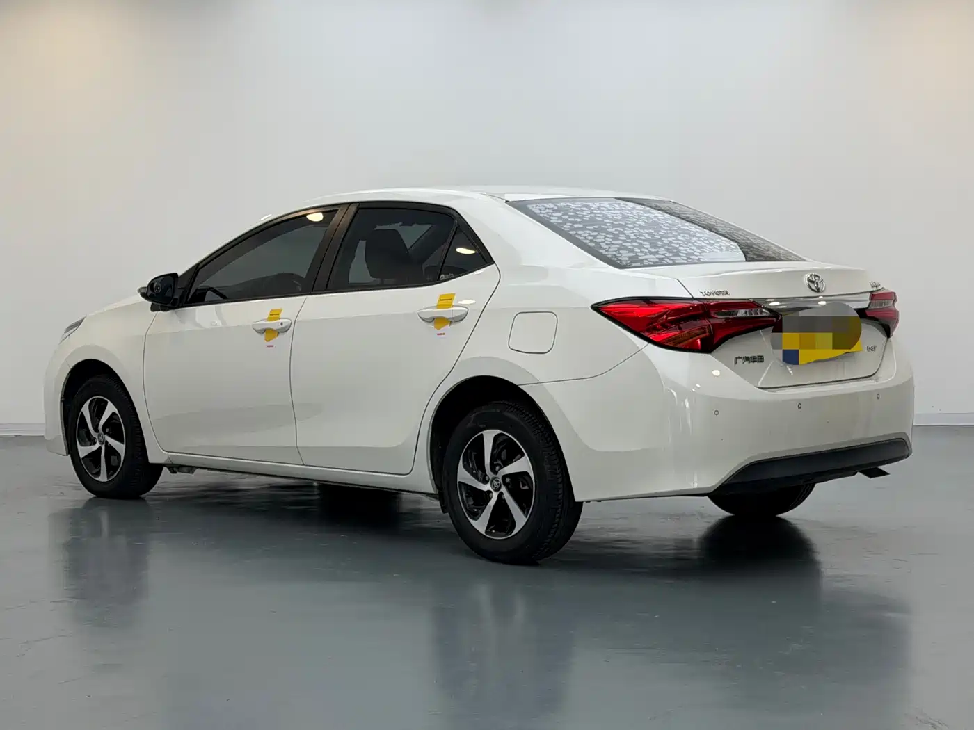 Toyota Levin 2017 Facelift 185T CVT Elite (China V) фото 4
