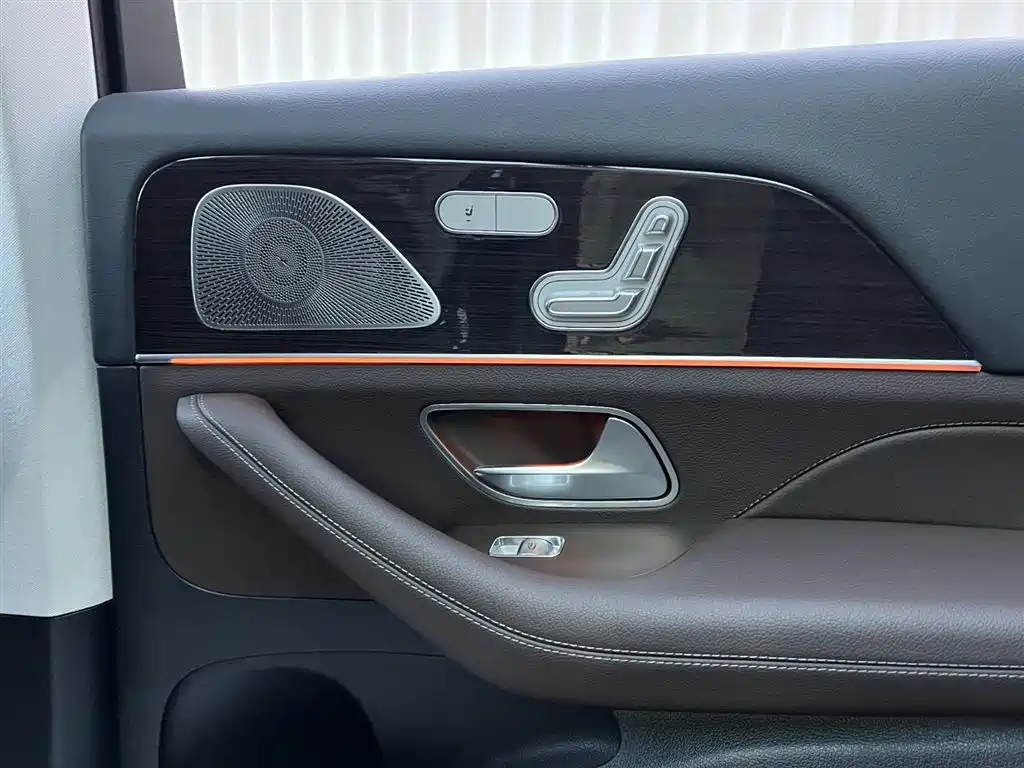 Mercedes-Benz GLE 2023 GLE 350 4MATIC Fashion фото 18