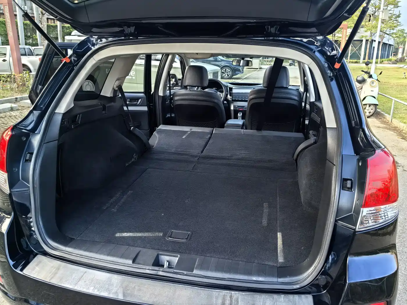 Subaru Outback 2014 2.5i Elegance Sport Edition фото 20