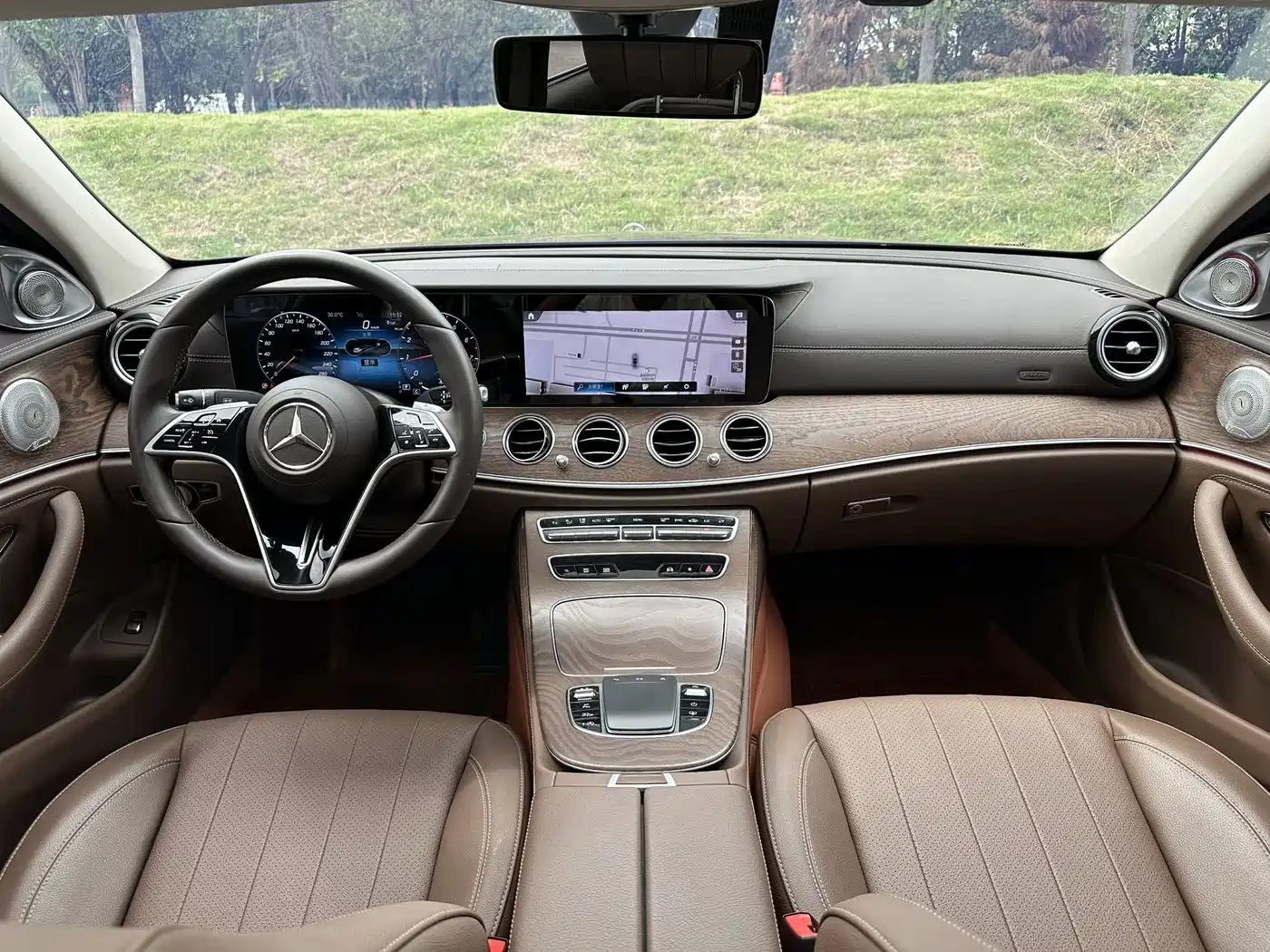 Mercedes-Benz E-Class 2023 E 300 L Luxury фото 8