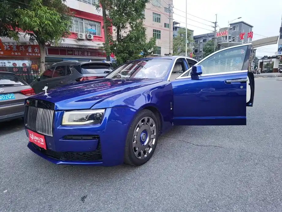 Rolls-Royce Ghost 2014 6.6T Extended Edition фото 6