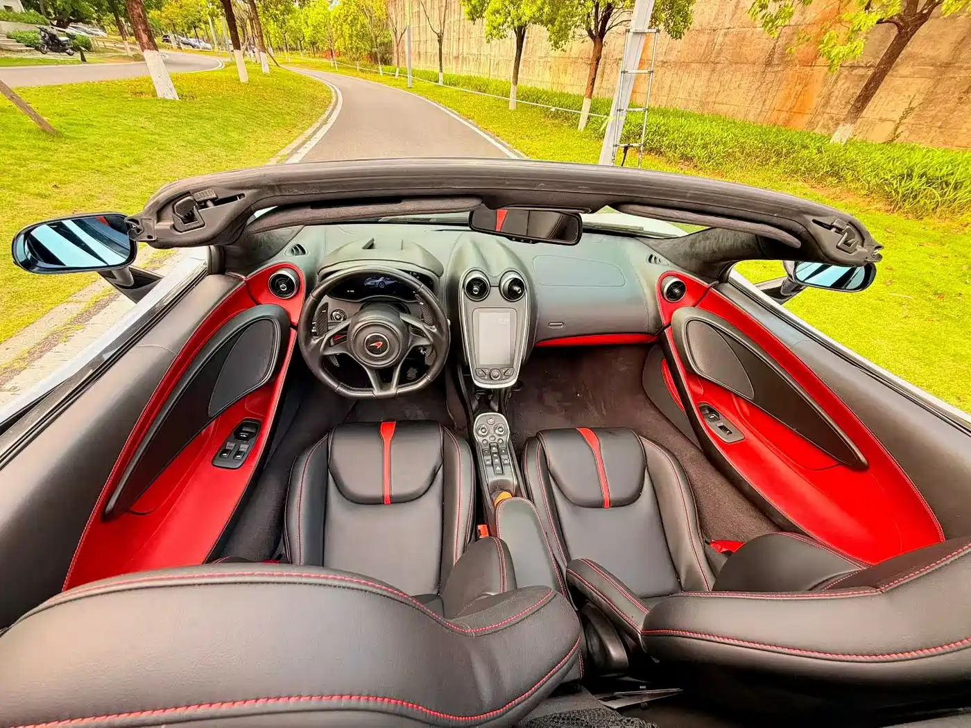 McLaren 570 2019 570S 3.8T Spider фото 13