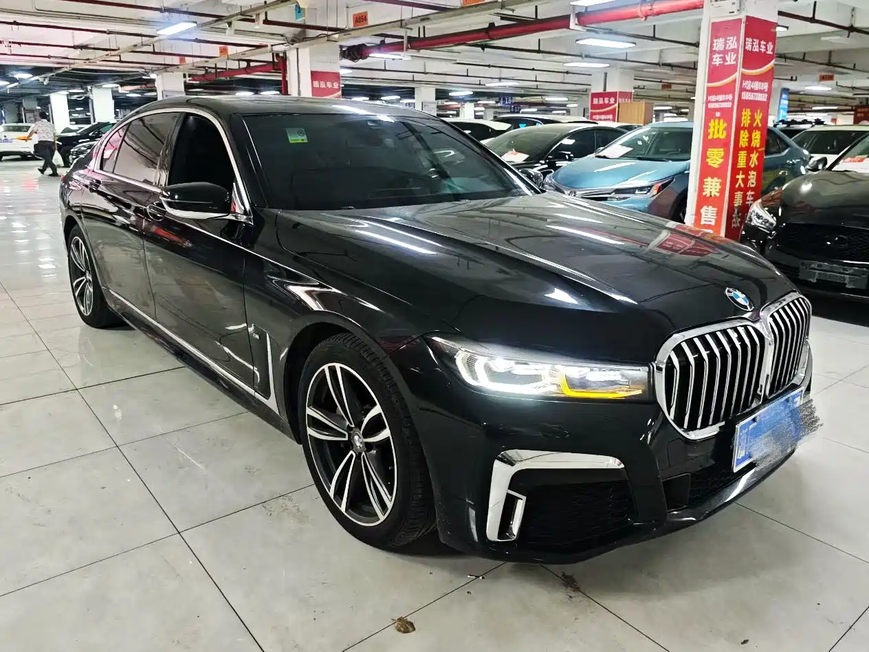 BMW 7 Series 2021 Model 730Li M Sport Package фото 3