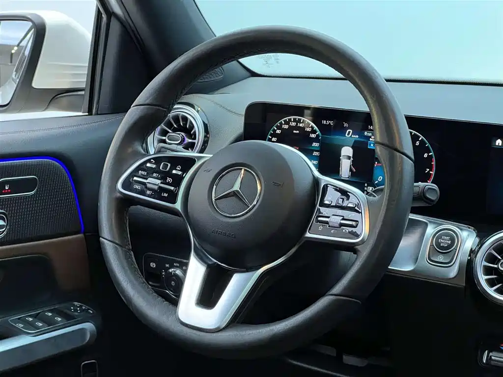 Mercedes-Benz GLB 2023 GLB 220 Style фото 28