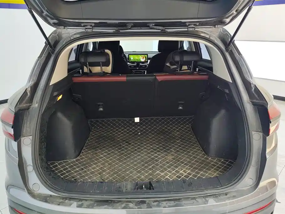 GEELY AUTOMOBILE BINYUE