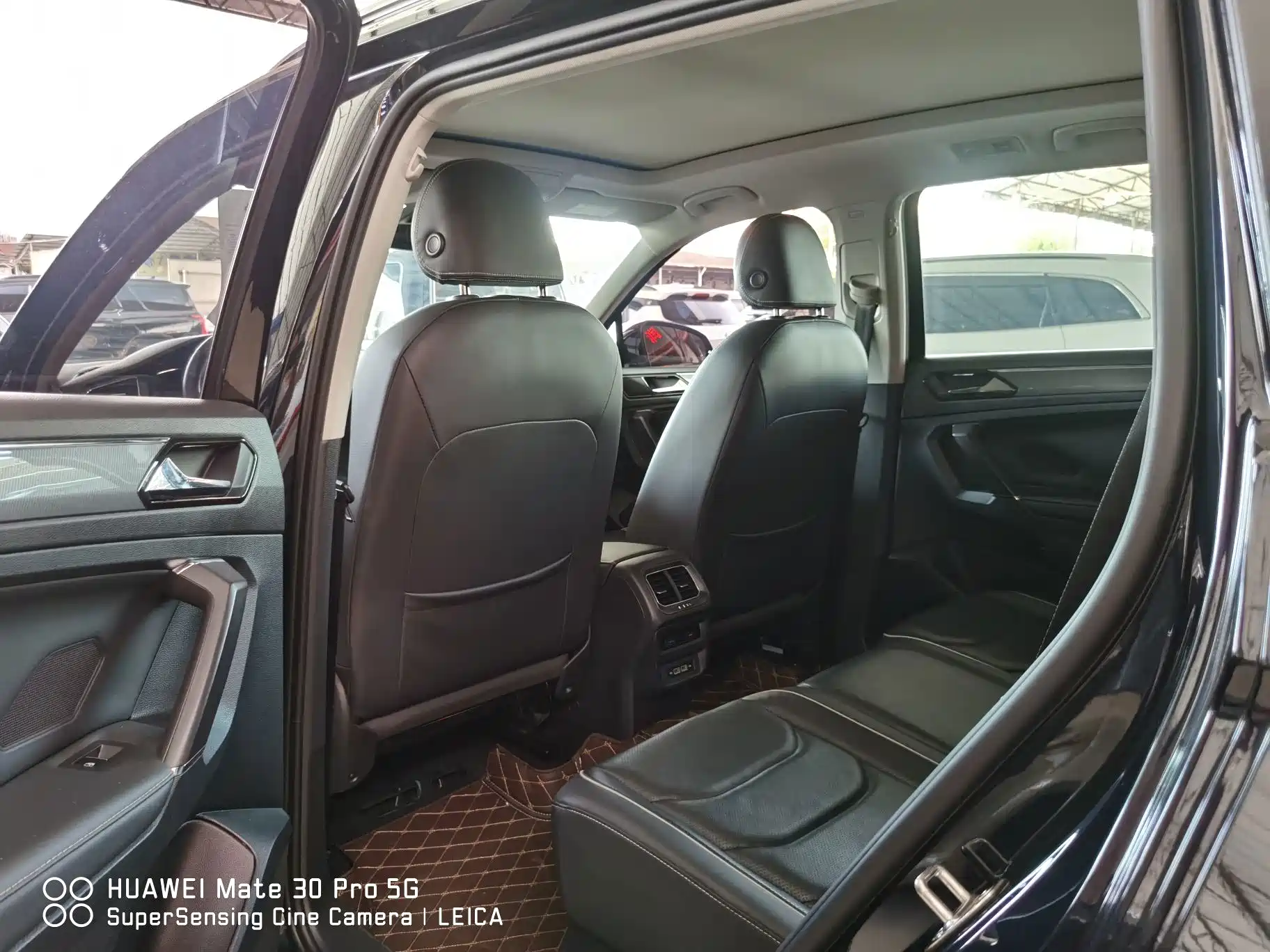 Фото 6 - Volkswagen Tiguan L