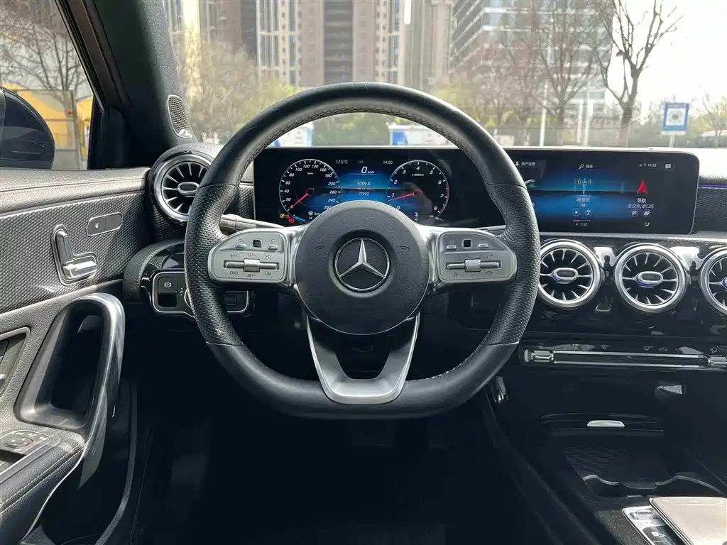 Mercedes-Benz A-Class 2019 A 200 L Sport Sedane Pioneer Special Edition фото 18