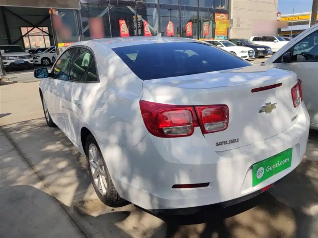 Chevrolet Malibu 2014 2.0L Automatic Luxury фото 5