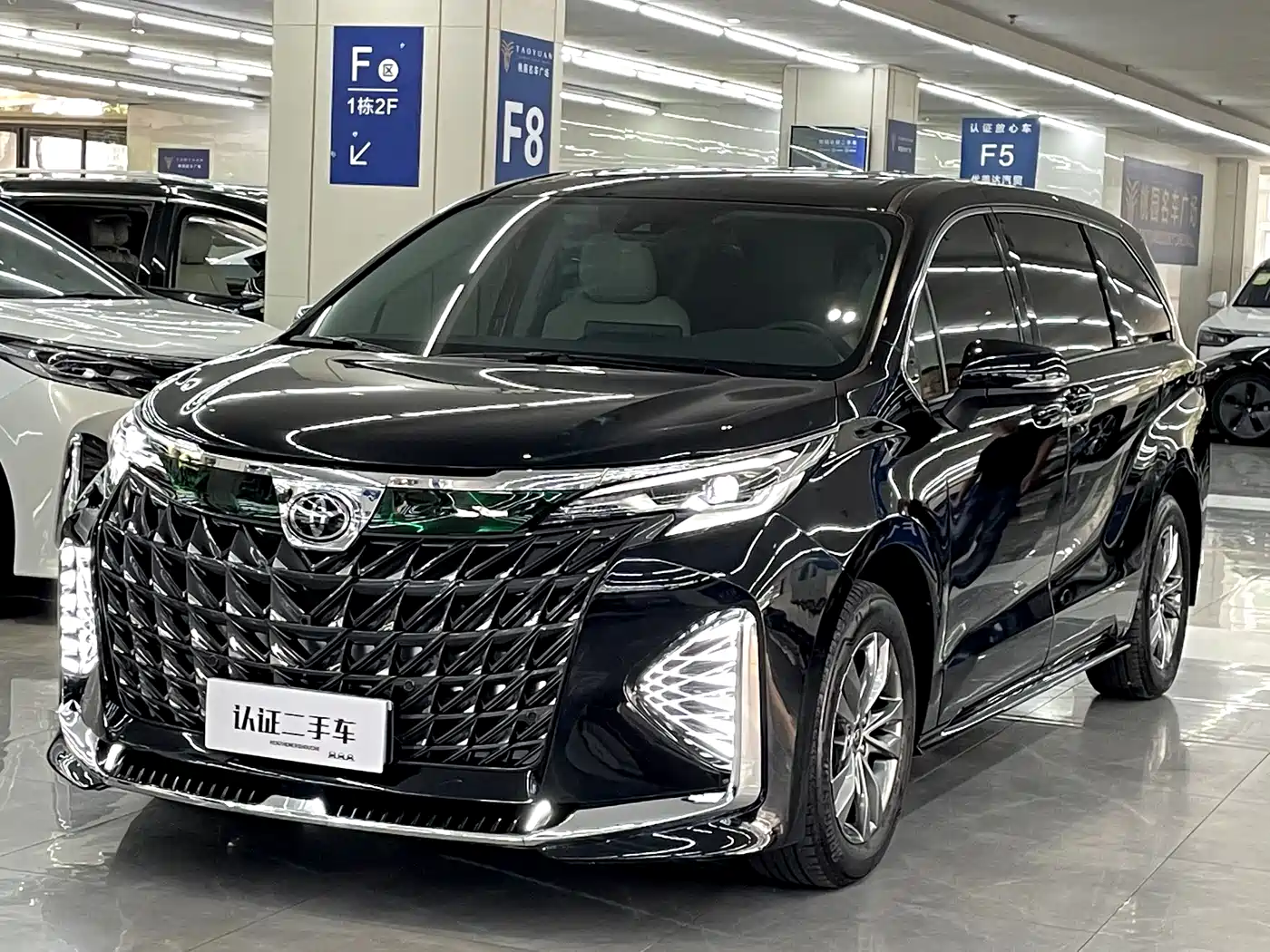 TOYOTA SIENNA