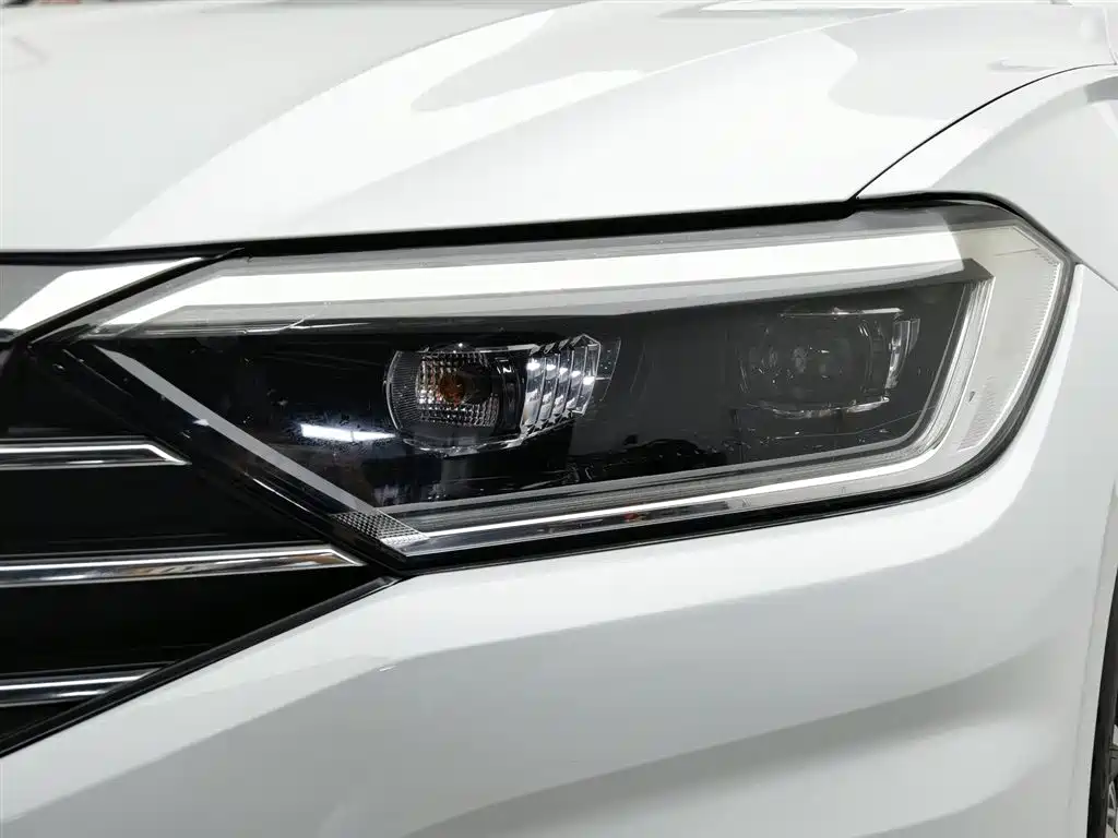 Volkswagen Sagitar 2019 200TSI DSG Comfort Edition China VI фото 7