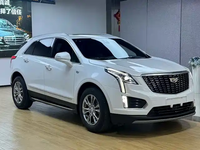 CADILLAC XT5