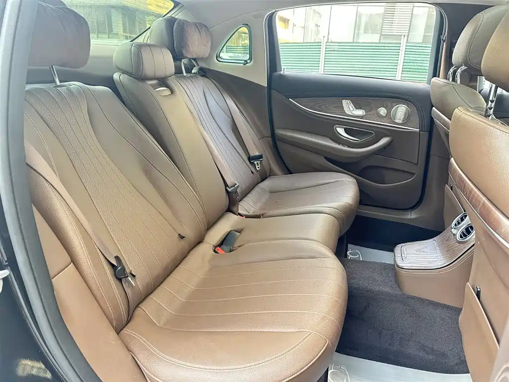 Mercedes-Benz E-Class 2023 Facelift E 300 L Luxury фото 20